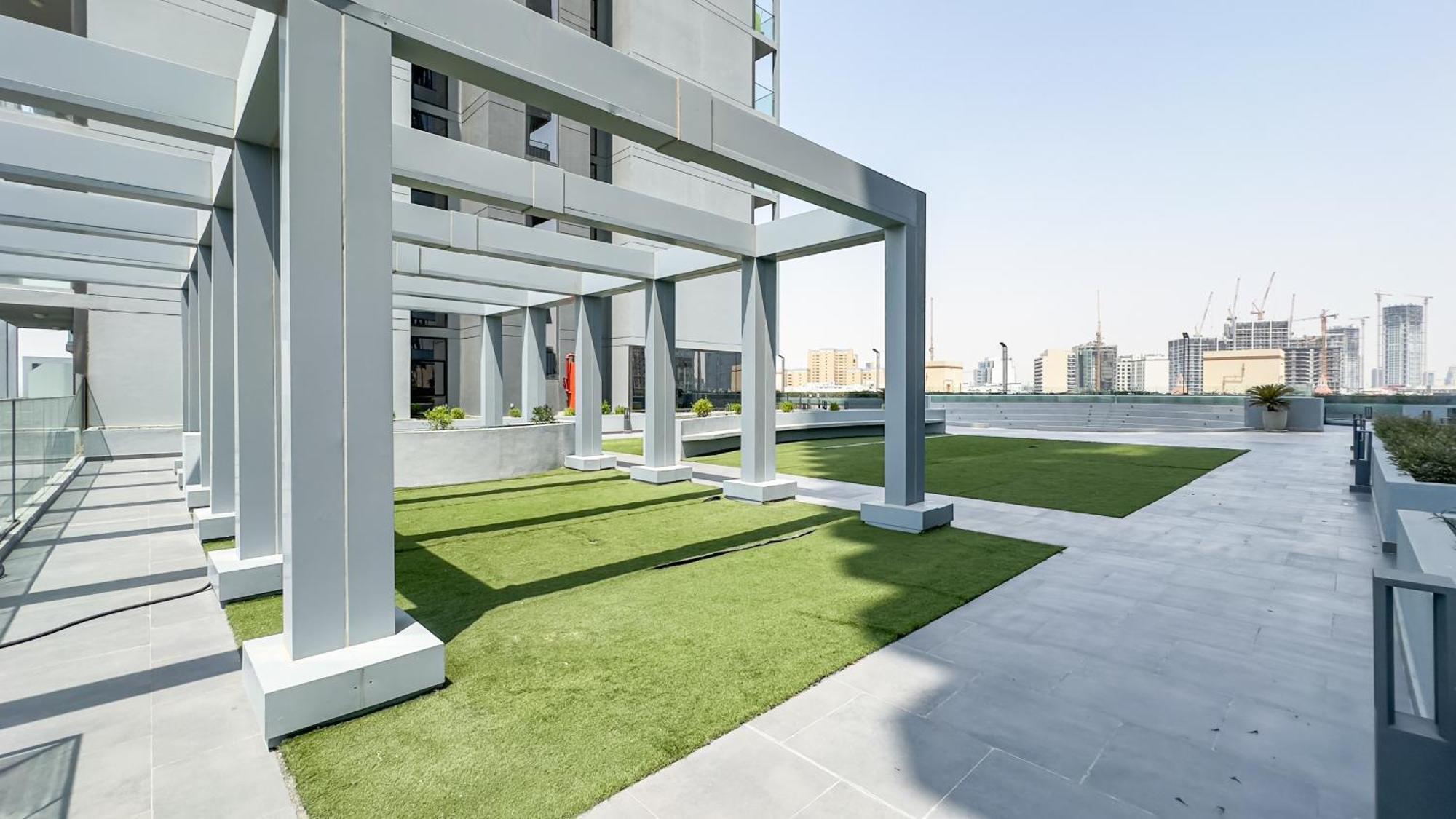 Escape24 Modern Bloom Tower Jumeirah Village Circle Jvc Apartamento *