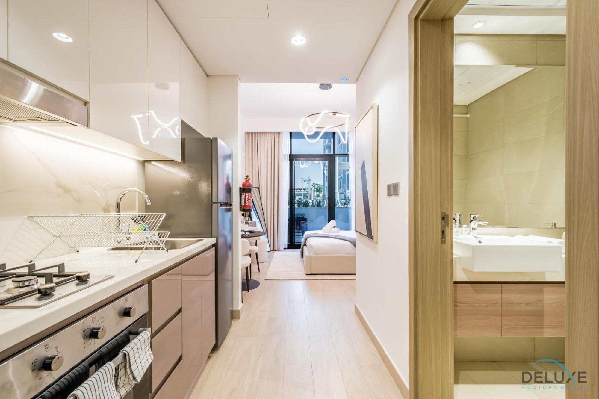 Stylish In Azizi Riviera 37 Al Merkadh By Deluxe Homes Lägenhet *