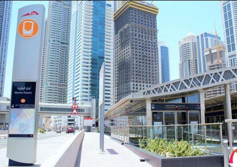 Apartamento High Floor With Skyline & Burj Khalifa View 3 Bedroom Unit Marina *