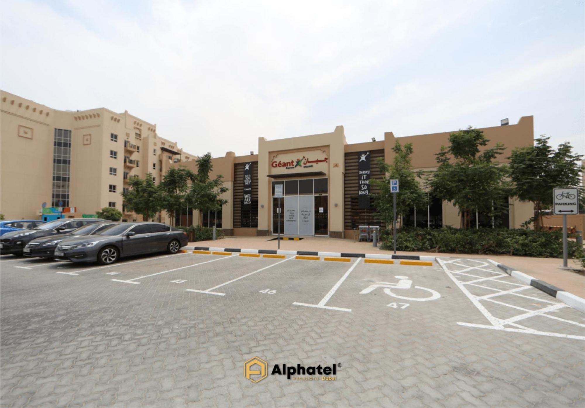 2-bedroom In Remraam Community - - By Alphatel Vacations