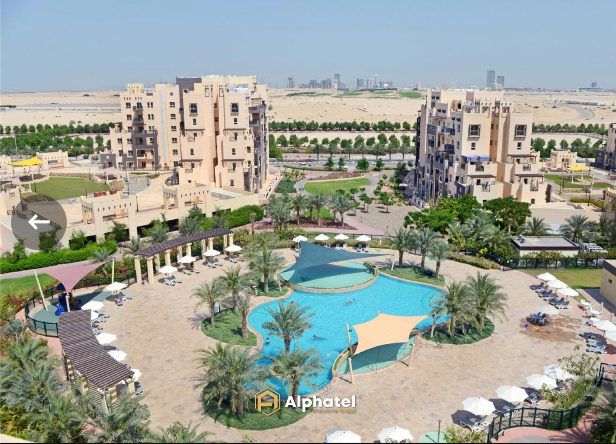Apartamento 2-bedroom In Remraam Community - - By Alphatel Vacations *