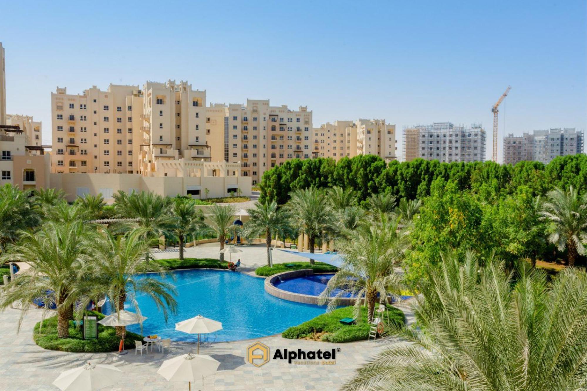Apartamento 2-bedroom In Remraam Community - - By Alphatel Vacations Dubái