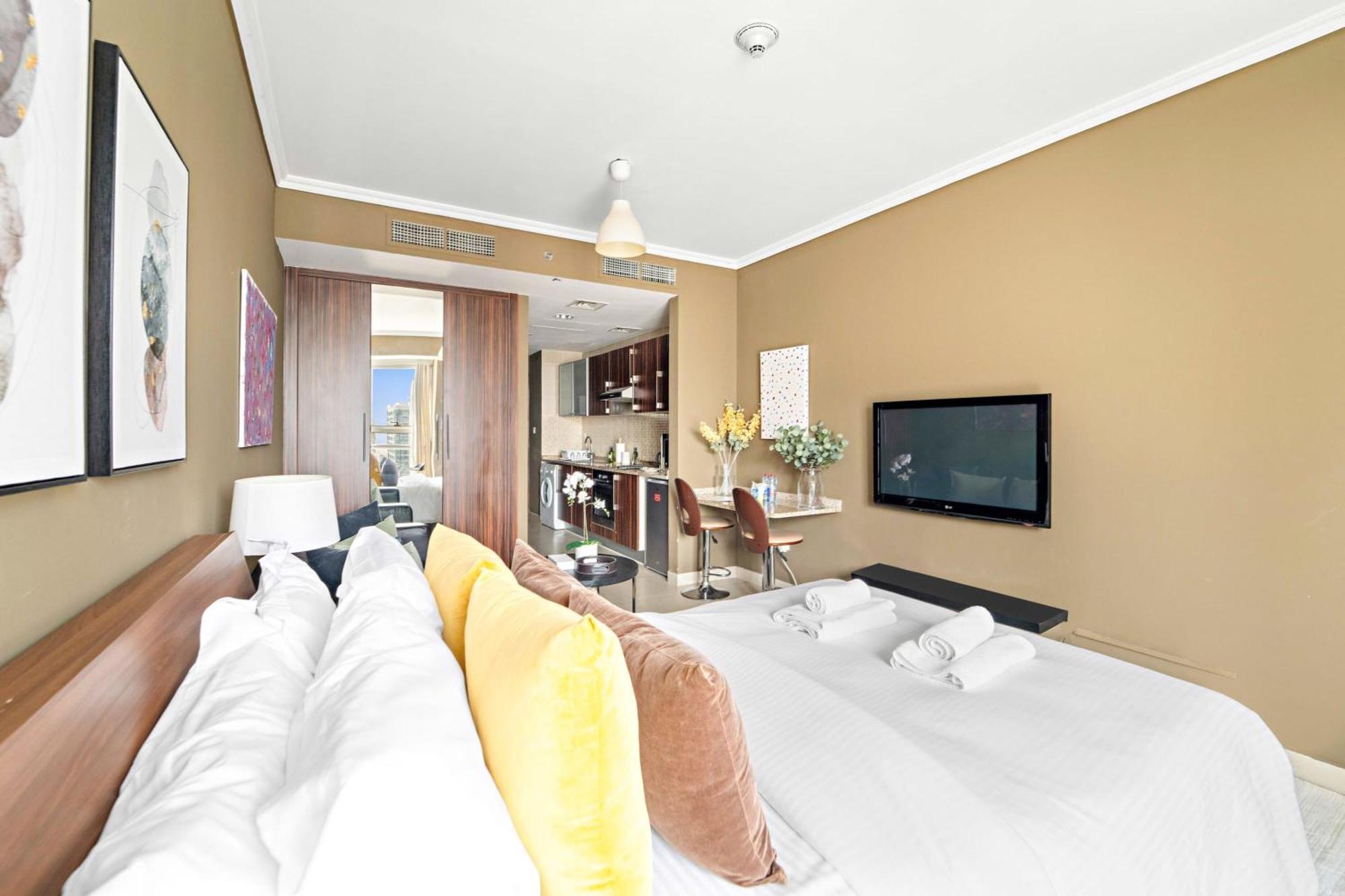 Appartement Silkhaus Modern Near Almas In West *