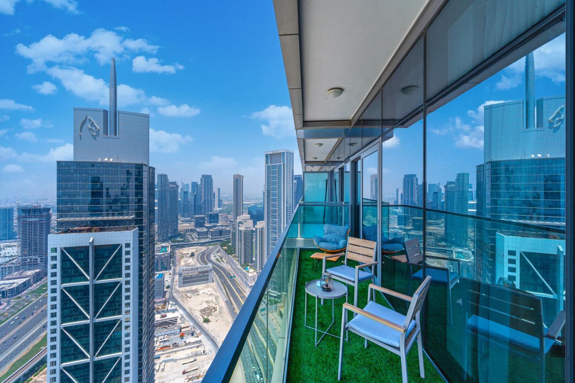 3 King Beds - 7mins To Mall - High Floor Sun Set And Sea View