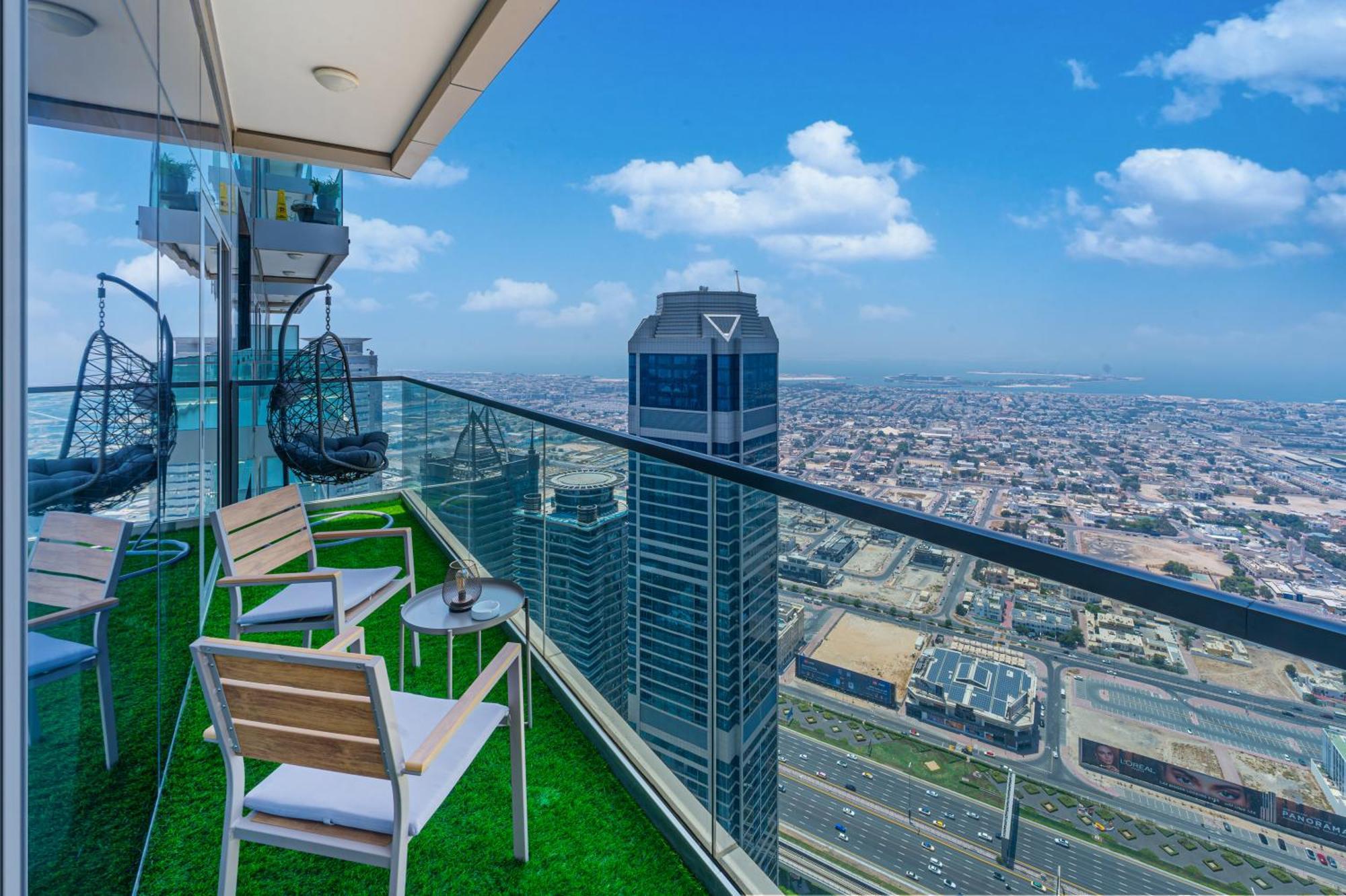 3 King Beds - 7mins To Mall - High Floor Sun Set And Sea View Appartement *