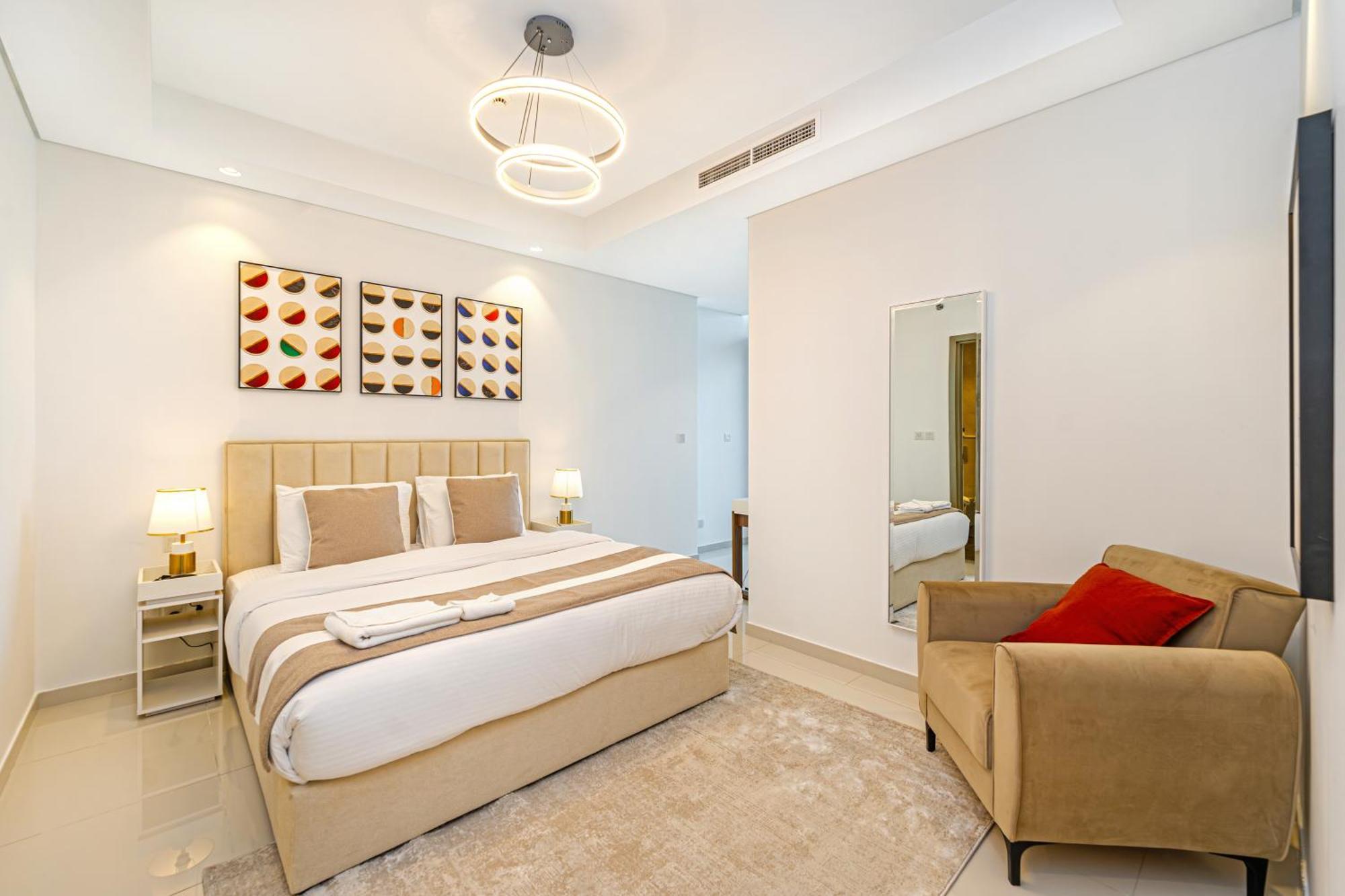 3 King Beds - 7mins To Mall - High Floor Sun Set And Sea View Appartement *