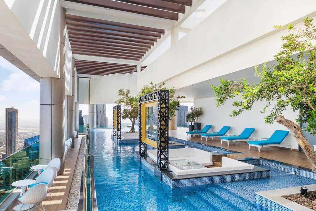 3 King Beds - 7mins To Mall - High Floor Sun Set And Sea View Appartement *