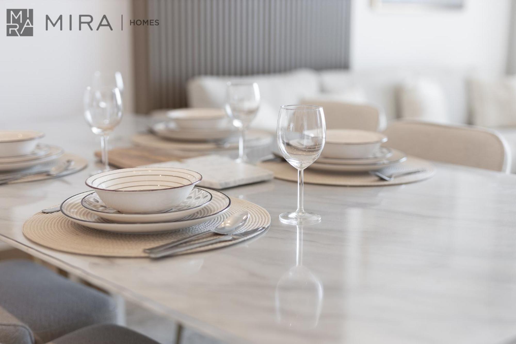 Mira Homes - Luxury 2 Bedroom In Le Pont Appartement Dubaï