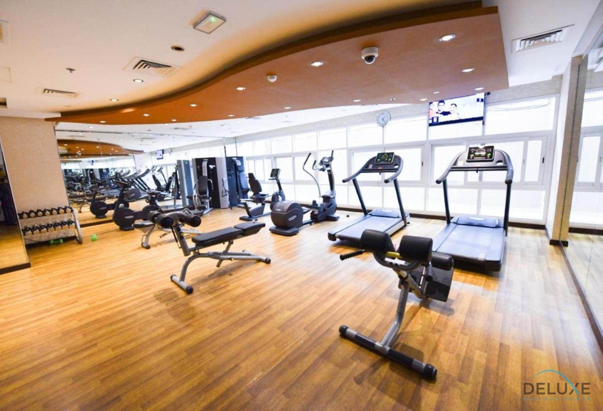 Lägenhet Delightful At Al Madar Siraj Tower 1 Al Barsha South By Deluxe Homes *