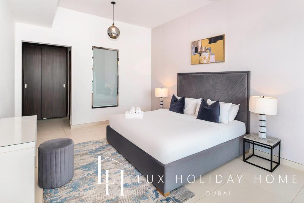 Lux - Opulent Island 4