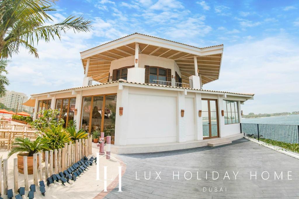 Lux - Opulent Island 4 Dubai