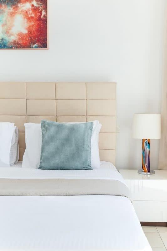 Frank Porter - Torch Tower Apartamento *