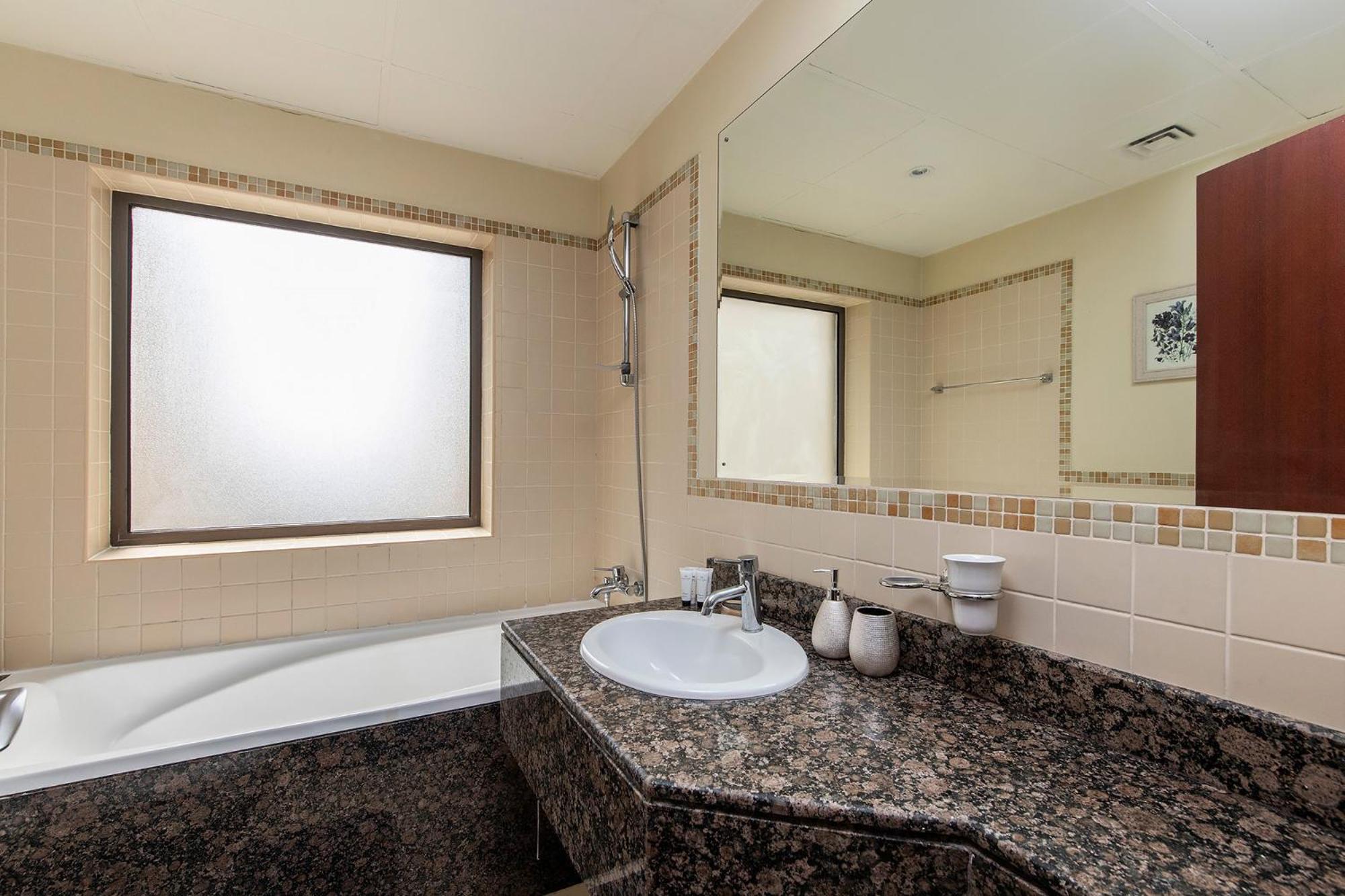 Appartamento Excellent 1bdr At Bahar 6 *