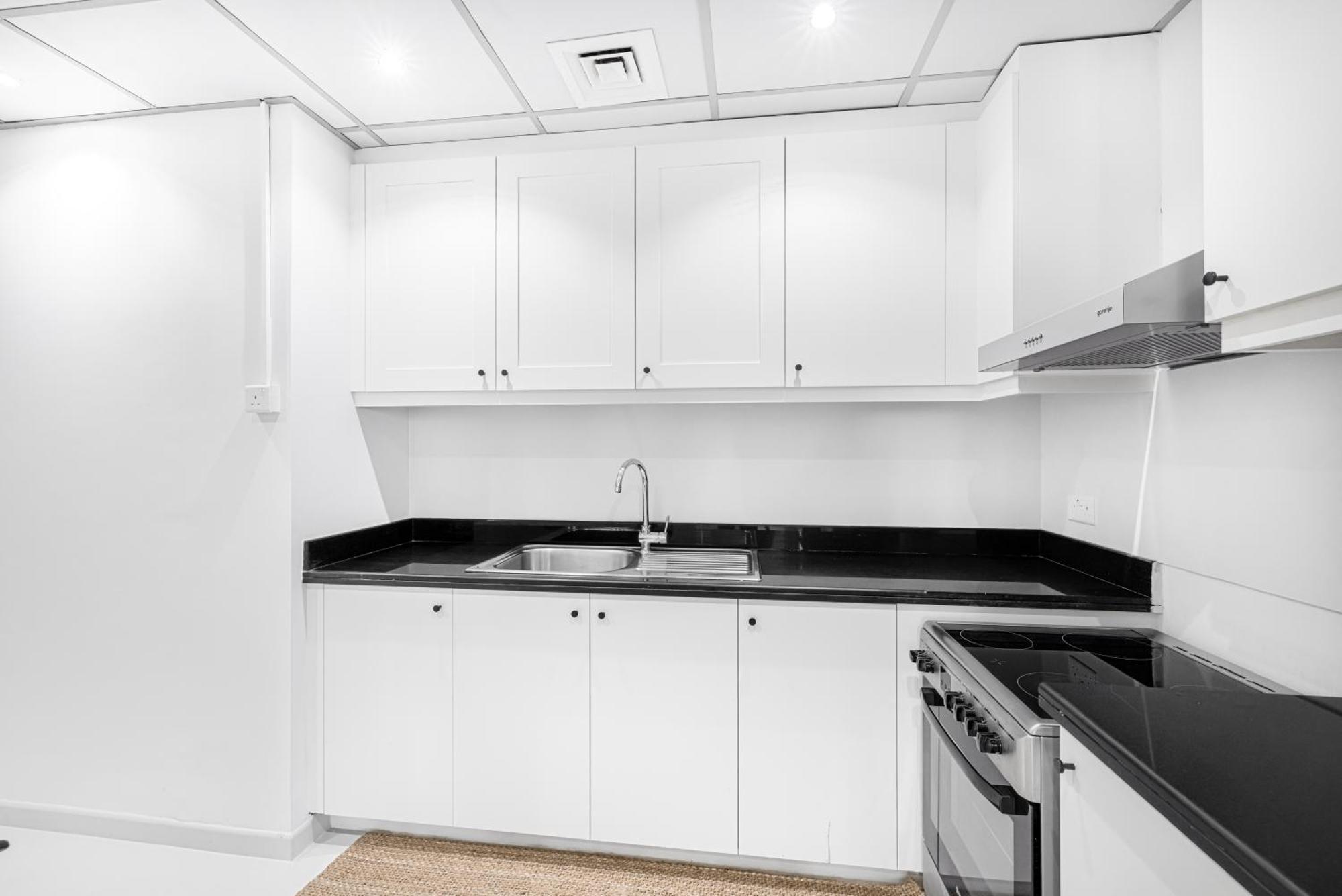 Seafront Newly Renovated 2br In Jbr Apartamento