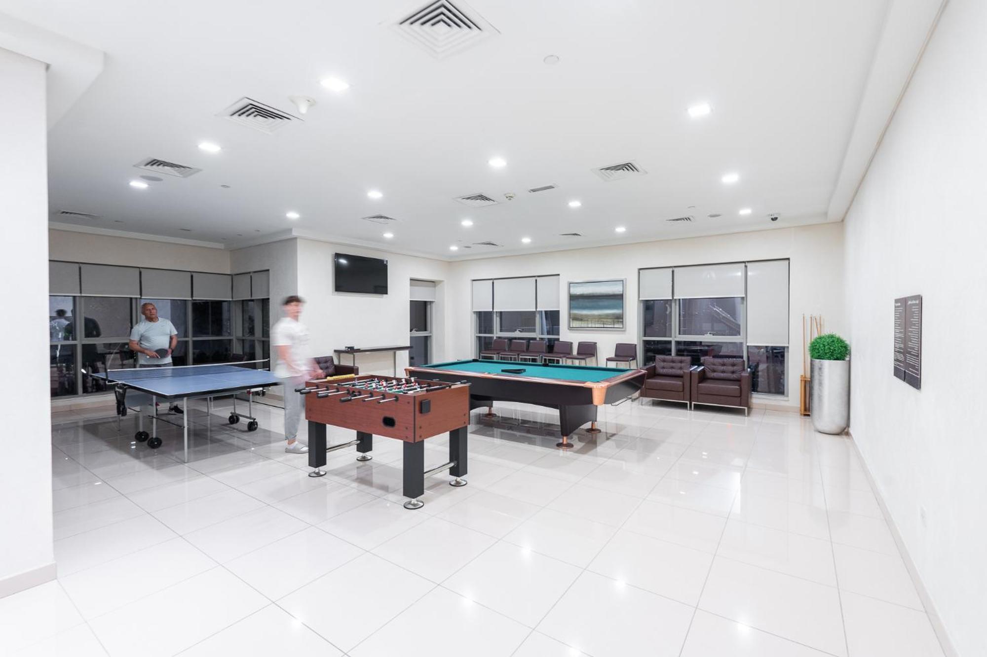 Boulevard 2 Br- Burj Khalifa-dubai Mall- Pool-gym *
