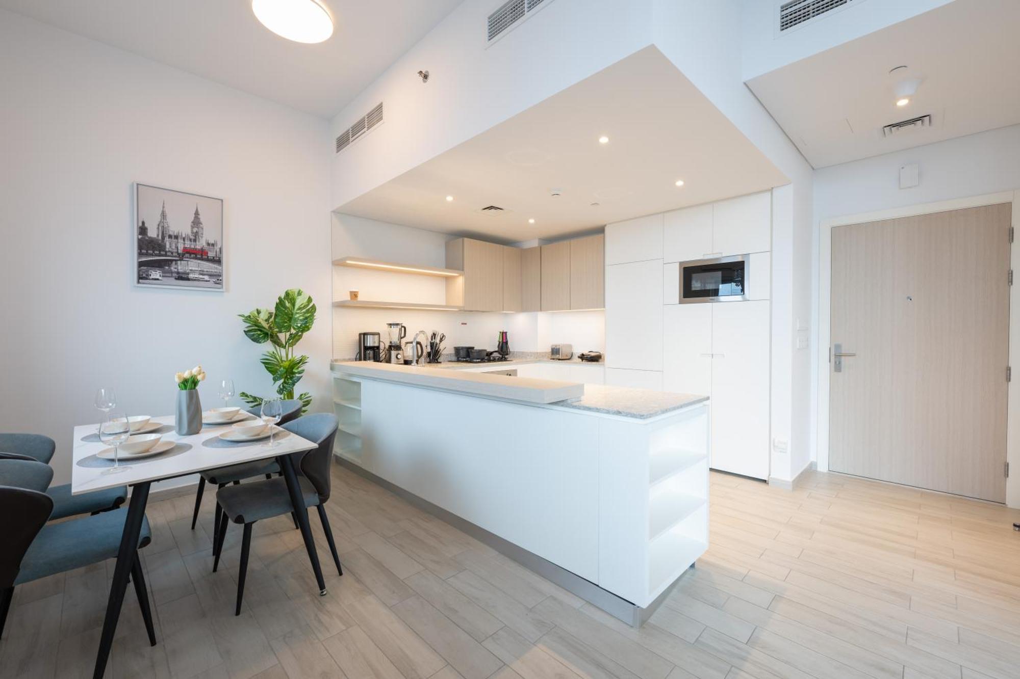 Premium 1br In Jvc, Belgravia 3 Appartement *