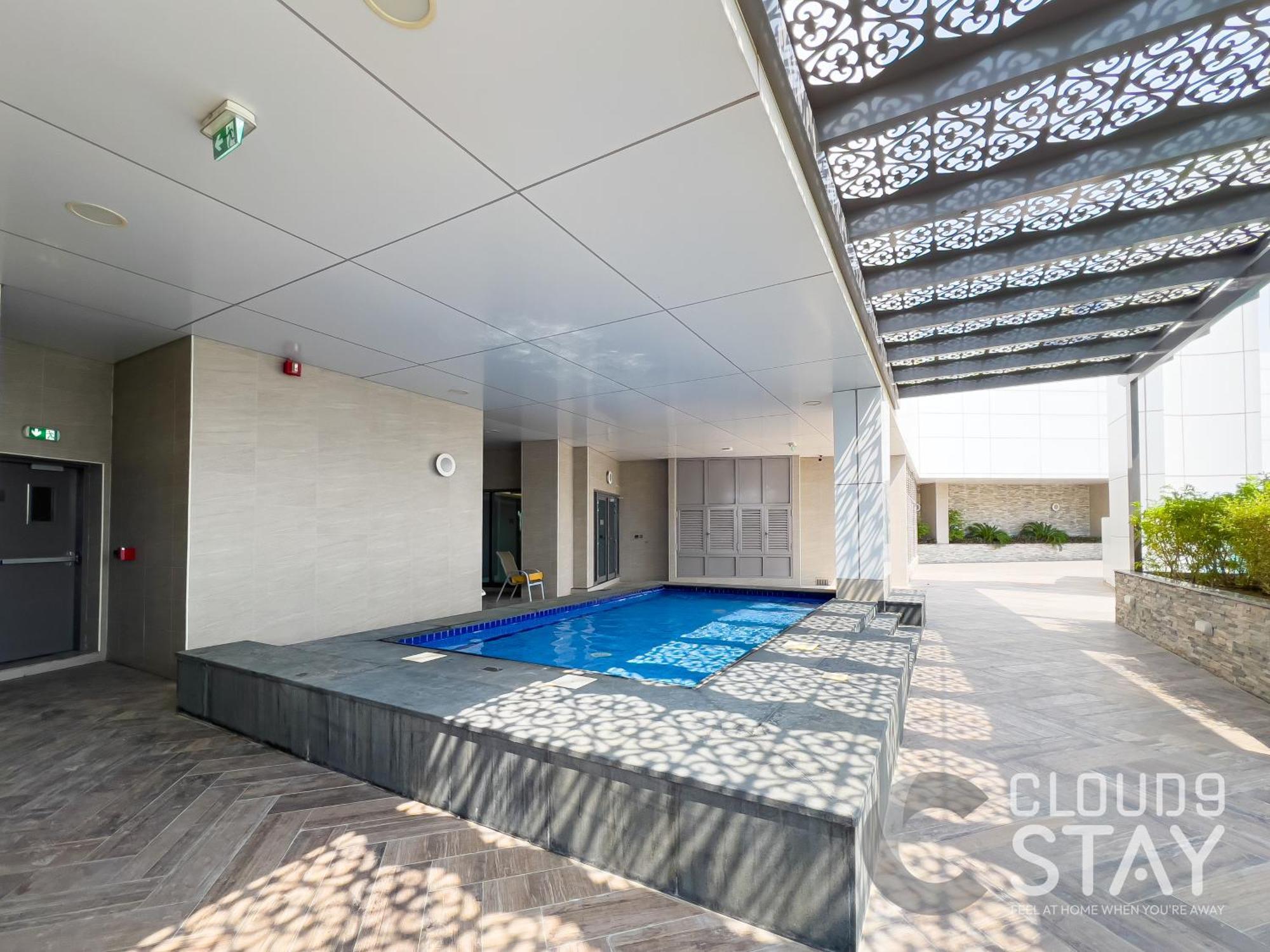 Cloud 9 - The Bay Tower * Dubai