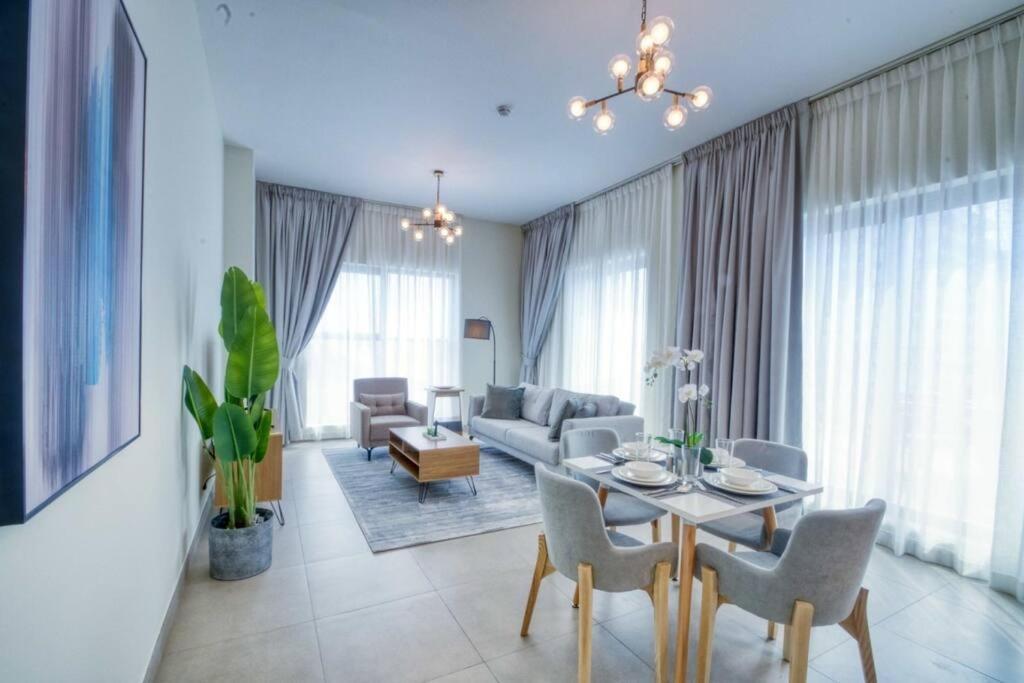 Fabulous New 1br With Huge Terrace