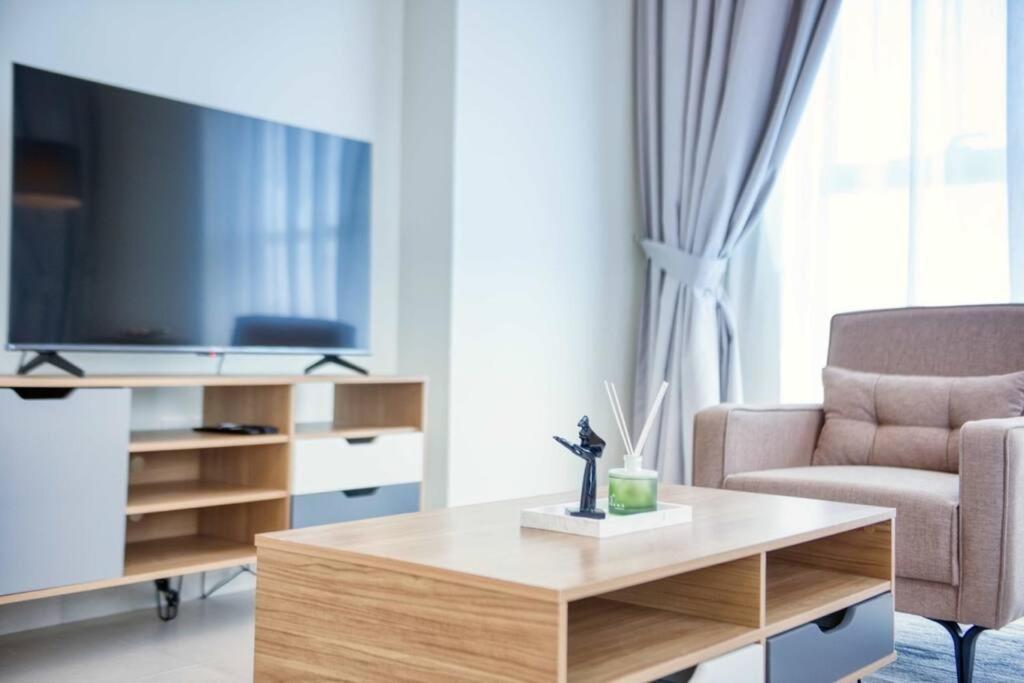 Fabulous New 1br With Huge Terrace Dubaï