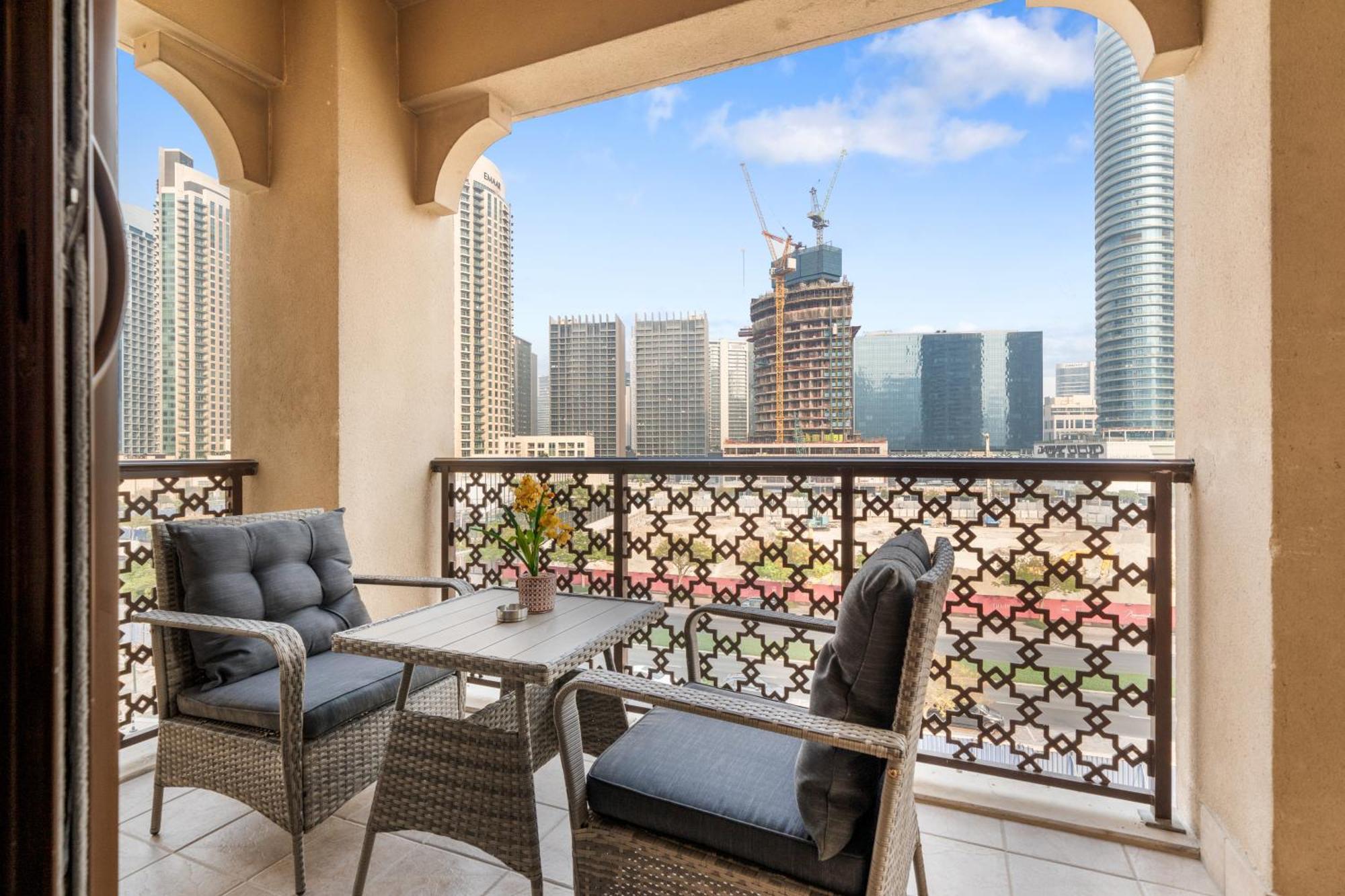 Reehan Suites, Downtown - Near Burj Khalifa & Mall Apartamento