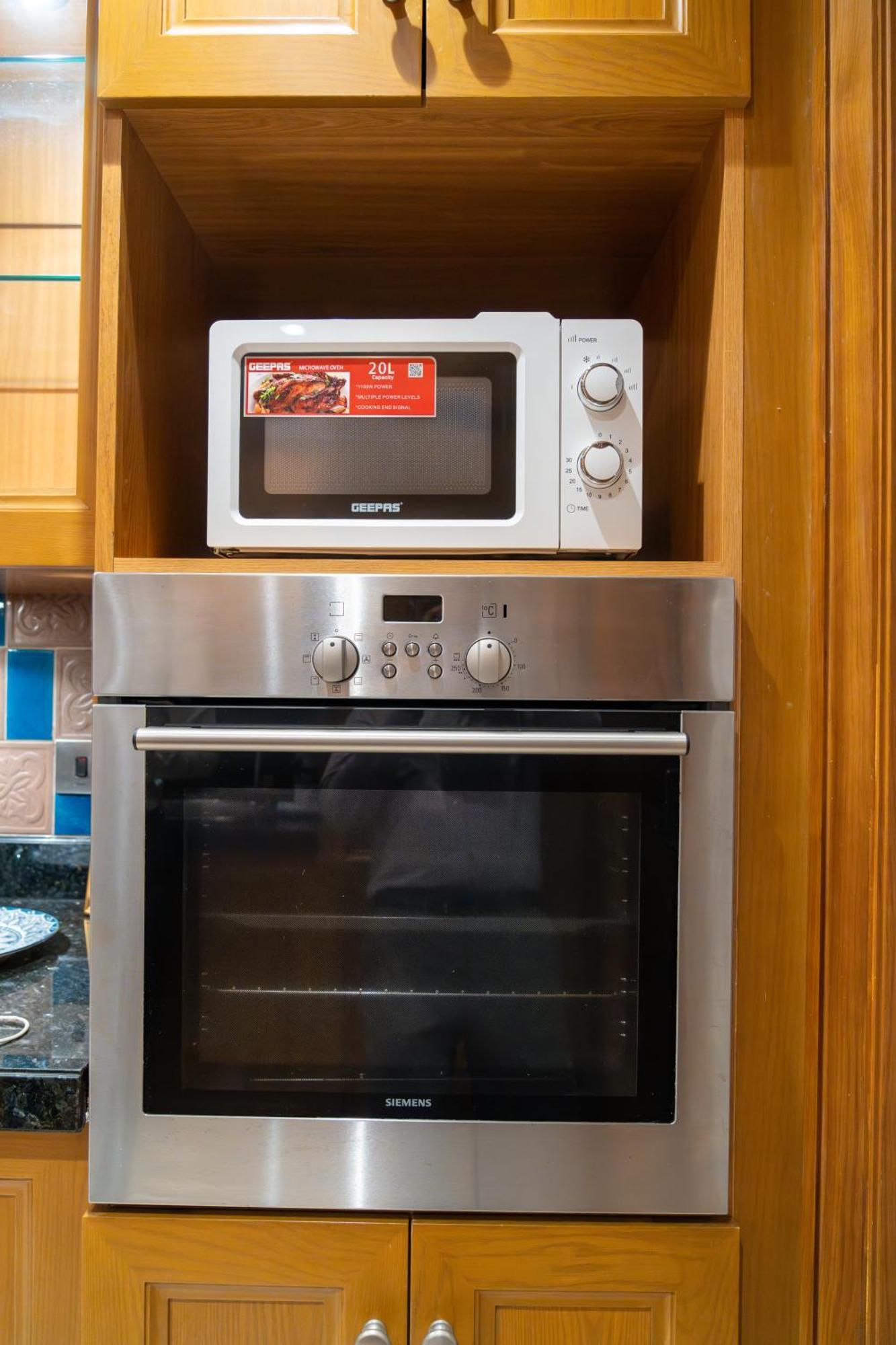 Apartamento Reehan Suites, Downtown - Near Burj Khalifa & Mall *