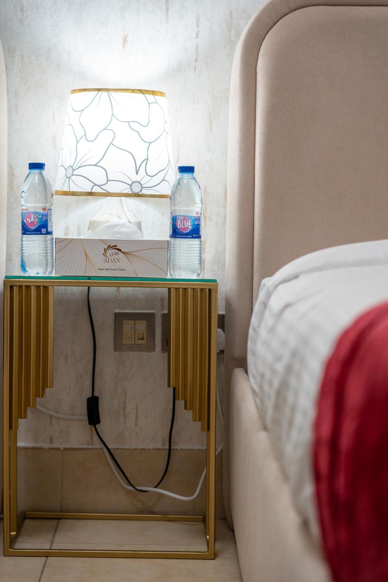 Apartamento Reehan Suites, Downtown - Near Burj Khalifa & Mall *