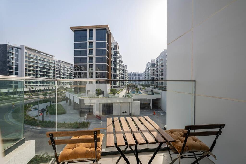 Cozy Studio By Skylight Azizi Riviera 41 Lägenhet Dubai
