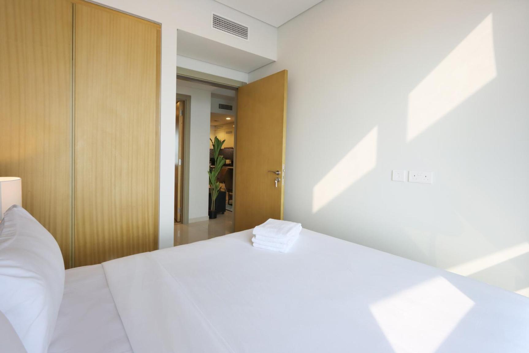 Apartament Livbnb - 2b With Maid's Overlooking Sheikh Zayed Road *