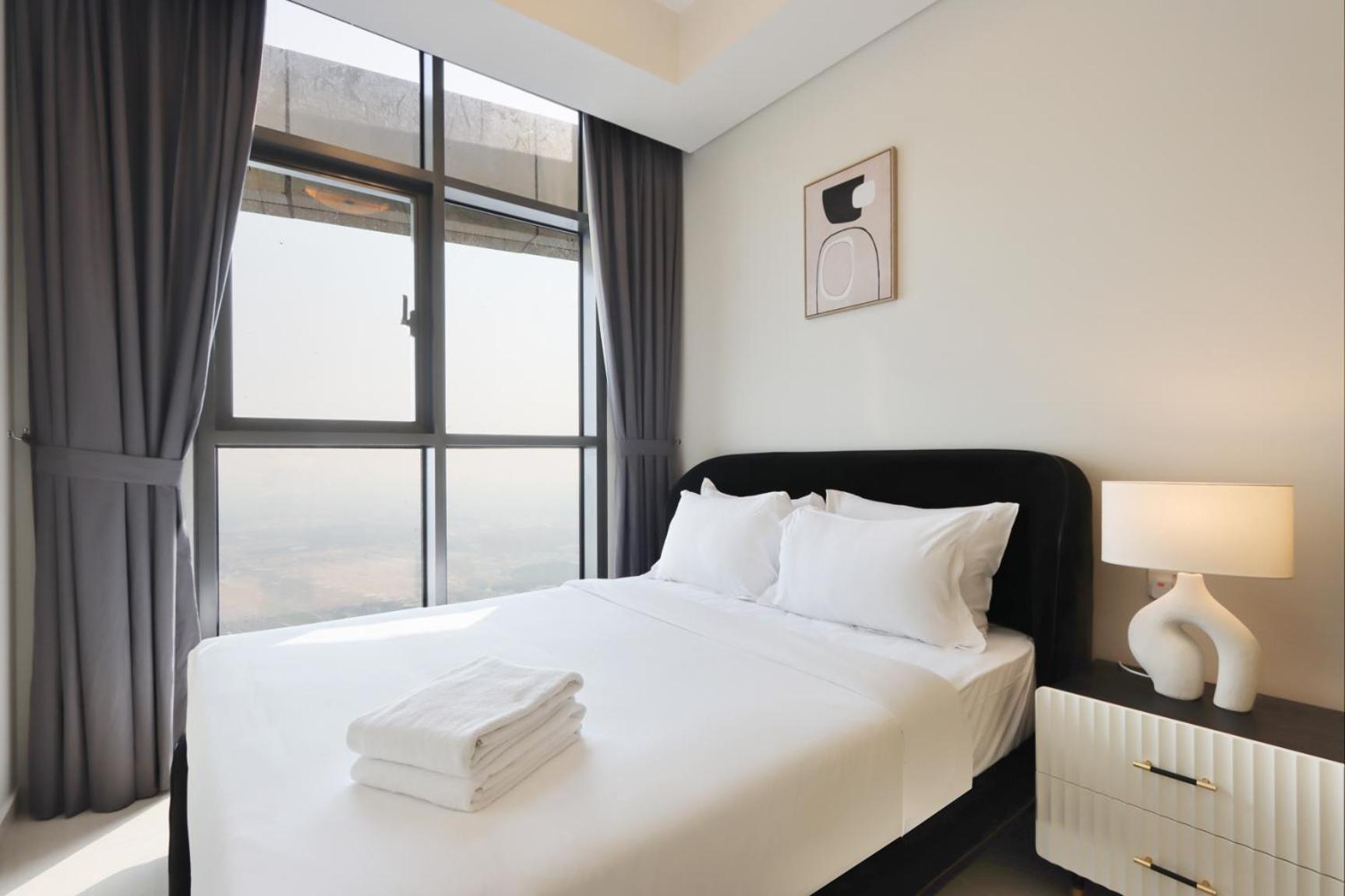 Livbnb - 2b With Maid's Overlooking Sheikh Zayed Road * Dubai