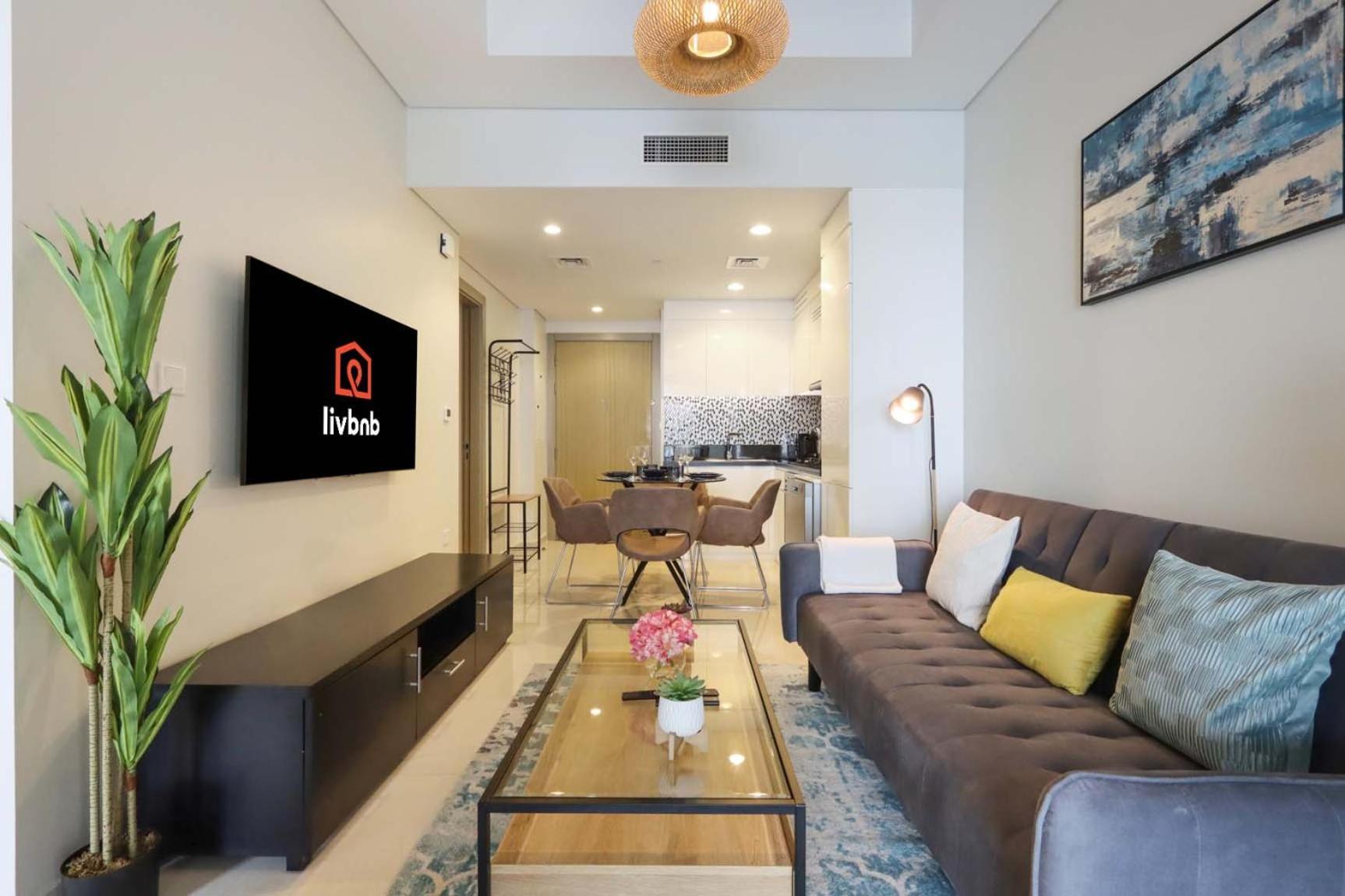 Livbnb - 2b With Maid's Overlooking Sheikh Zayed Road *