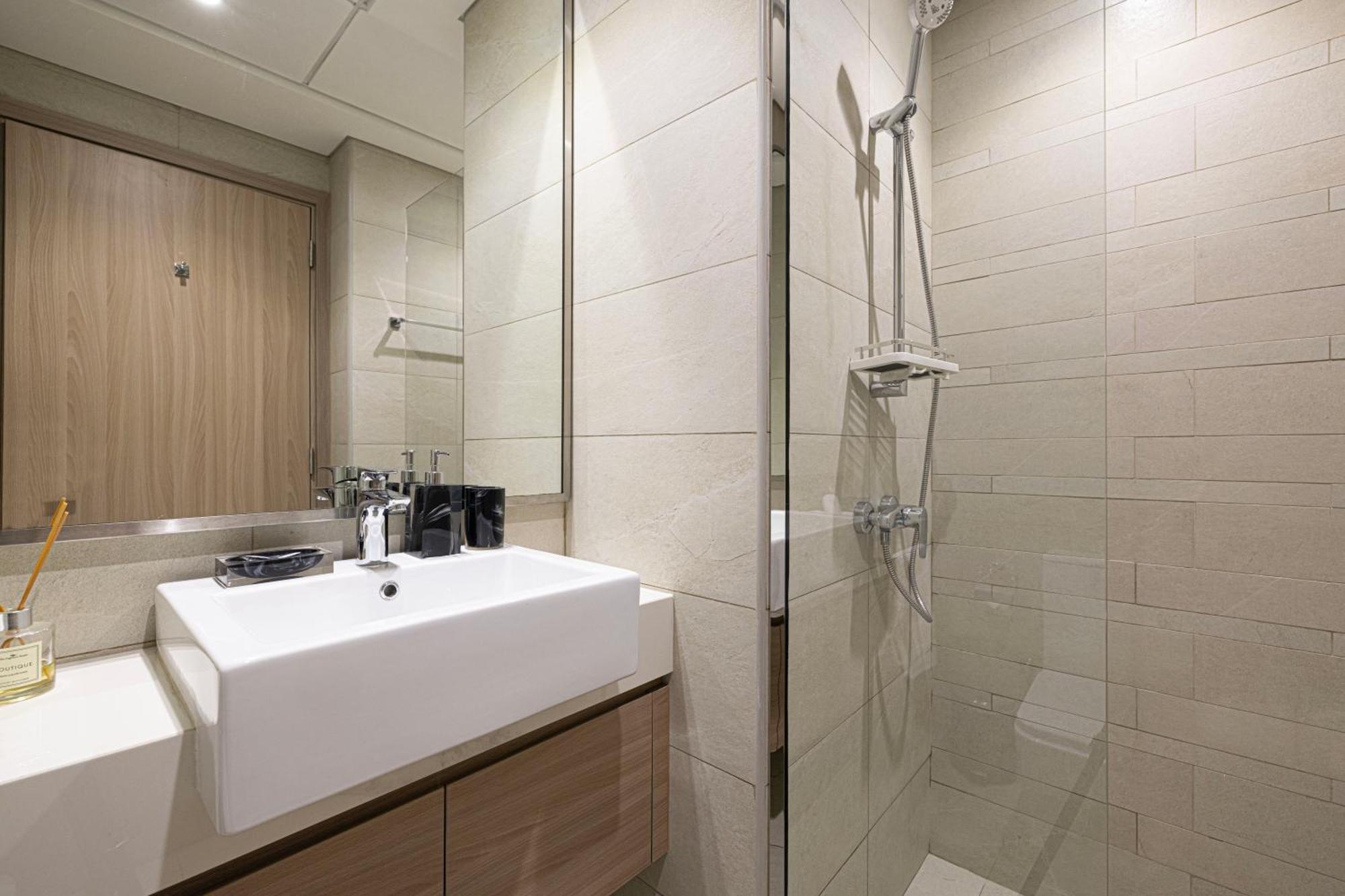 Chic With Larger Terrace Apartment Dubai