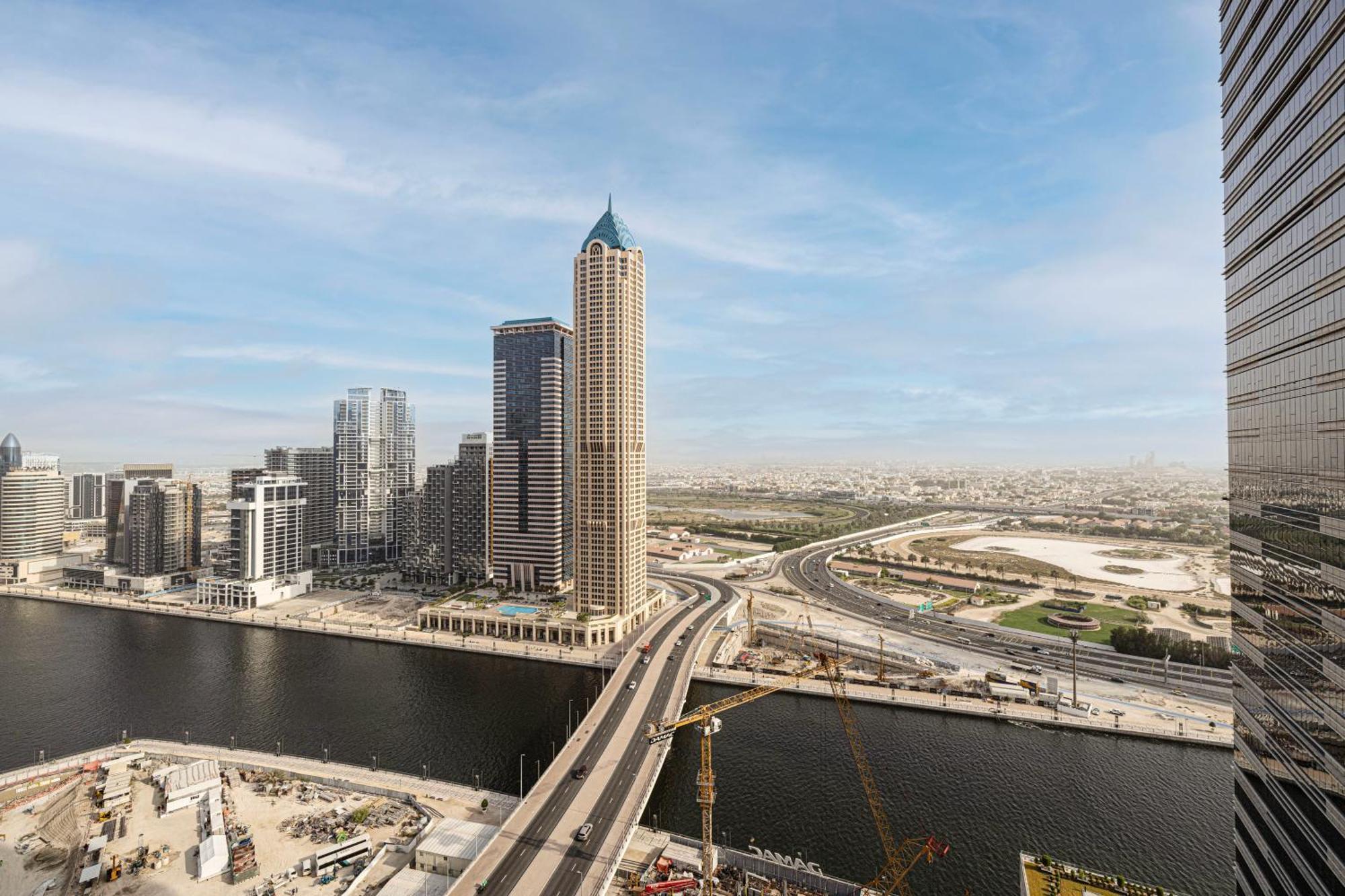 Modern 1br With Canal View - Zada Tower, Business Bay Dubai
