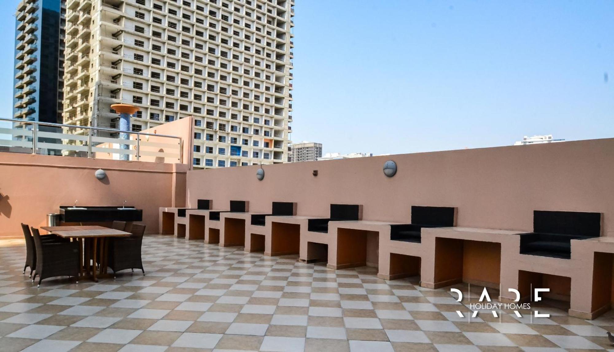 Rare Homes - View - The Vista Tower A - Production - R1503