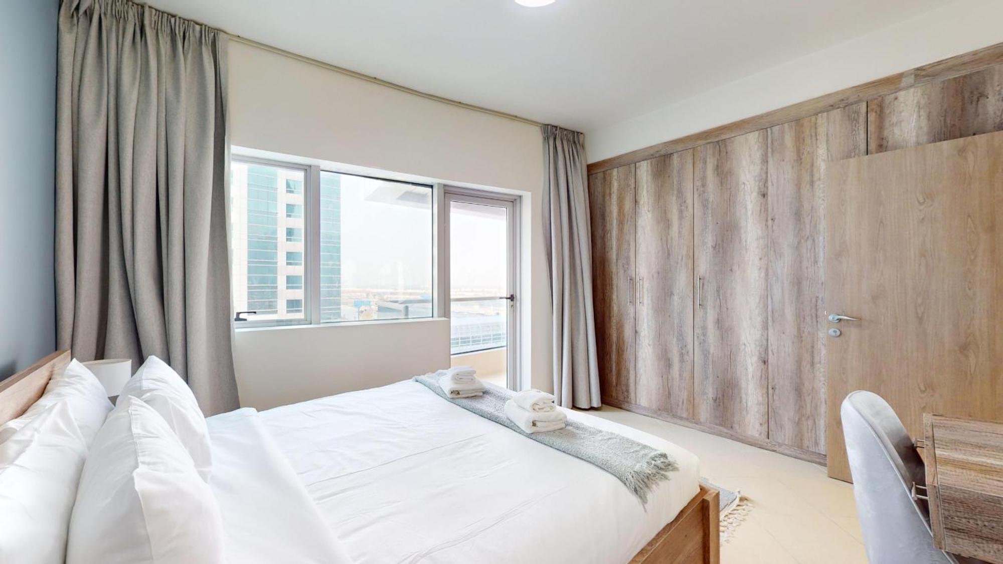 Primestay - Elegant 2br Near Metro - Marina Appartement Dubai
