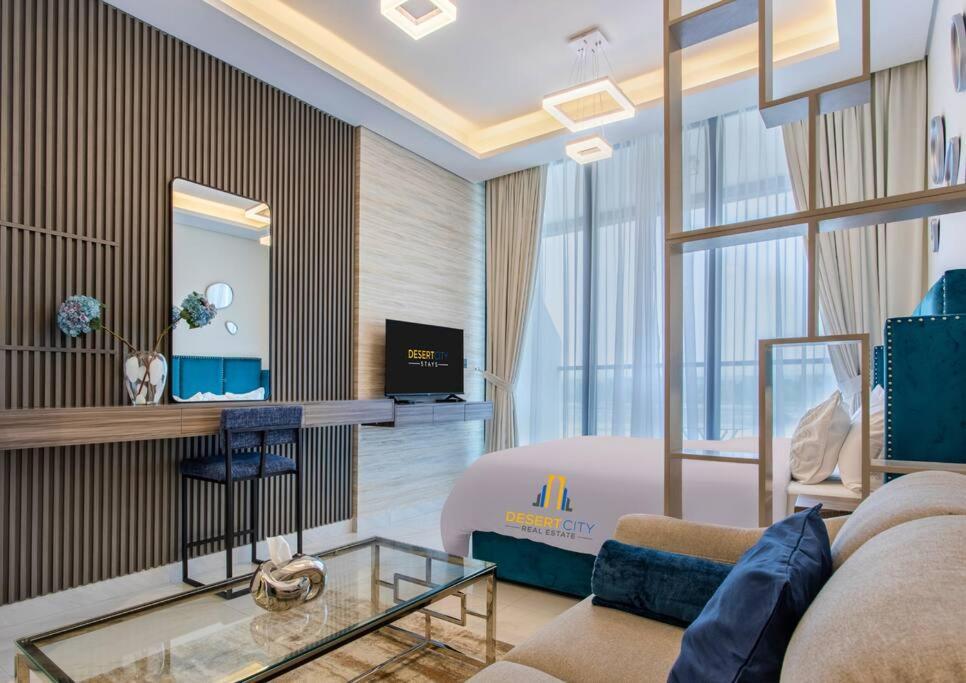 Fully Furnished In City, Hosted By Desert Appartement Dubaï