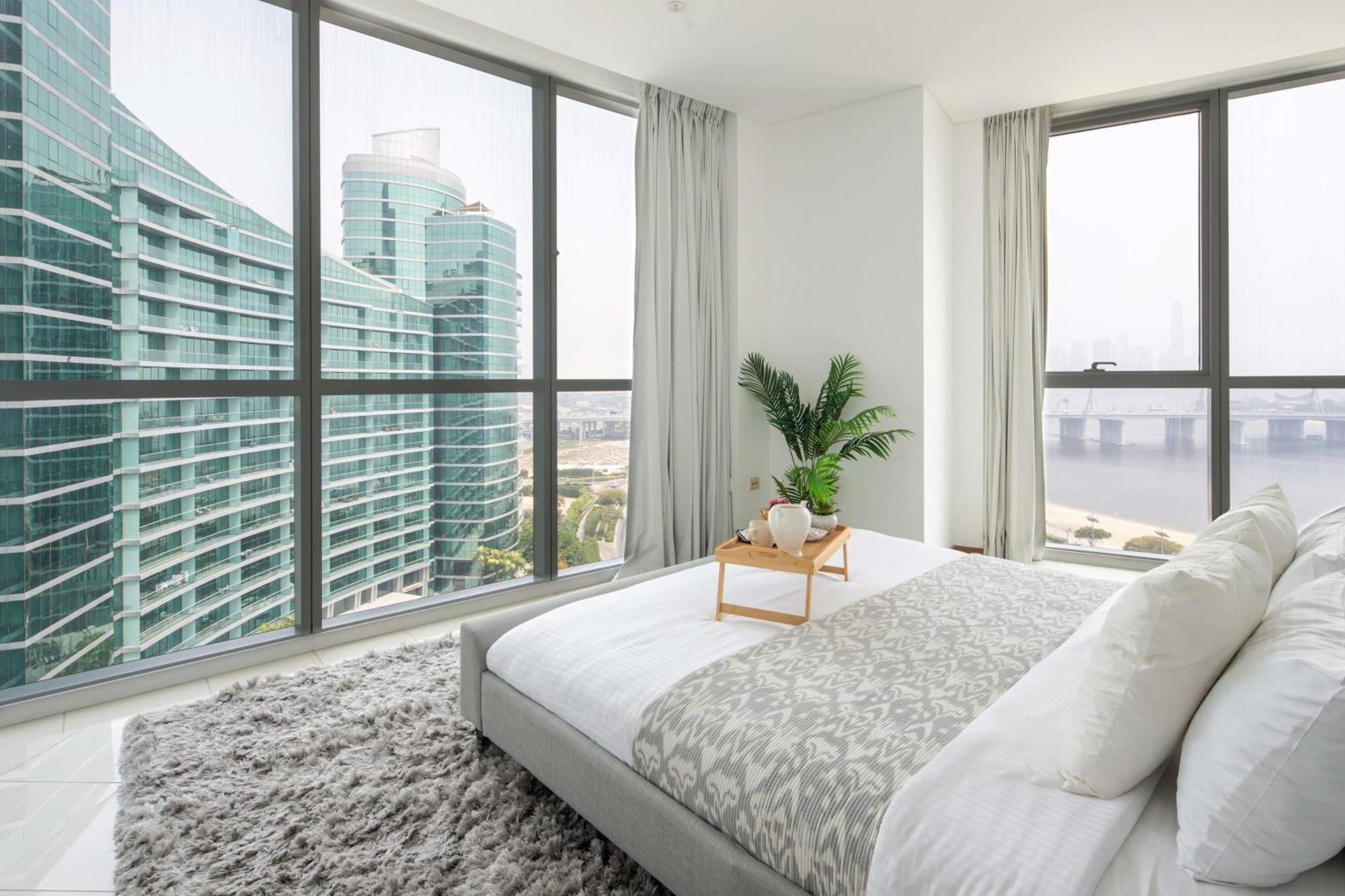 Frank Porter - Marsa Plaza Appartement Dubai