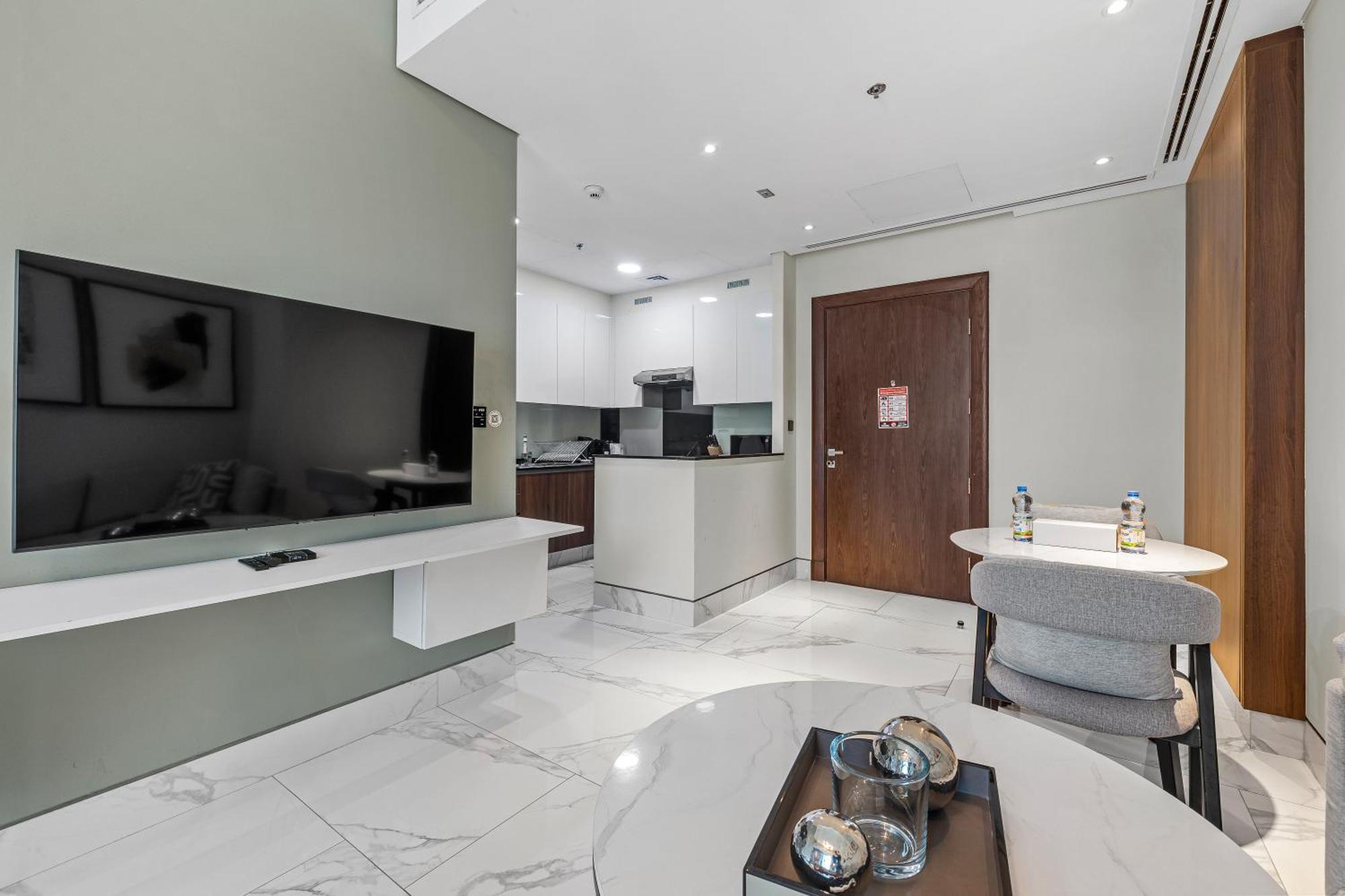 Apartamento Unlock J One Downtown Dubái