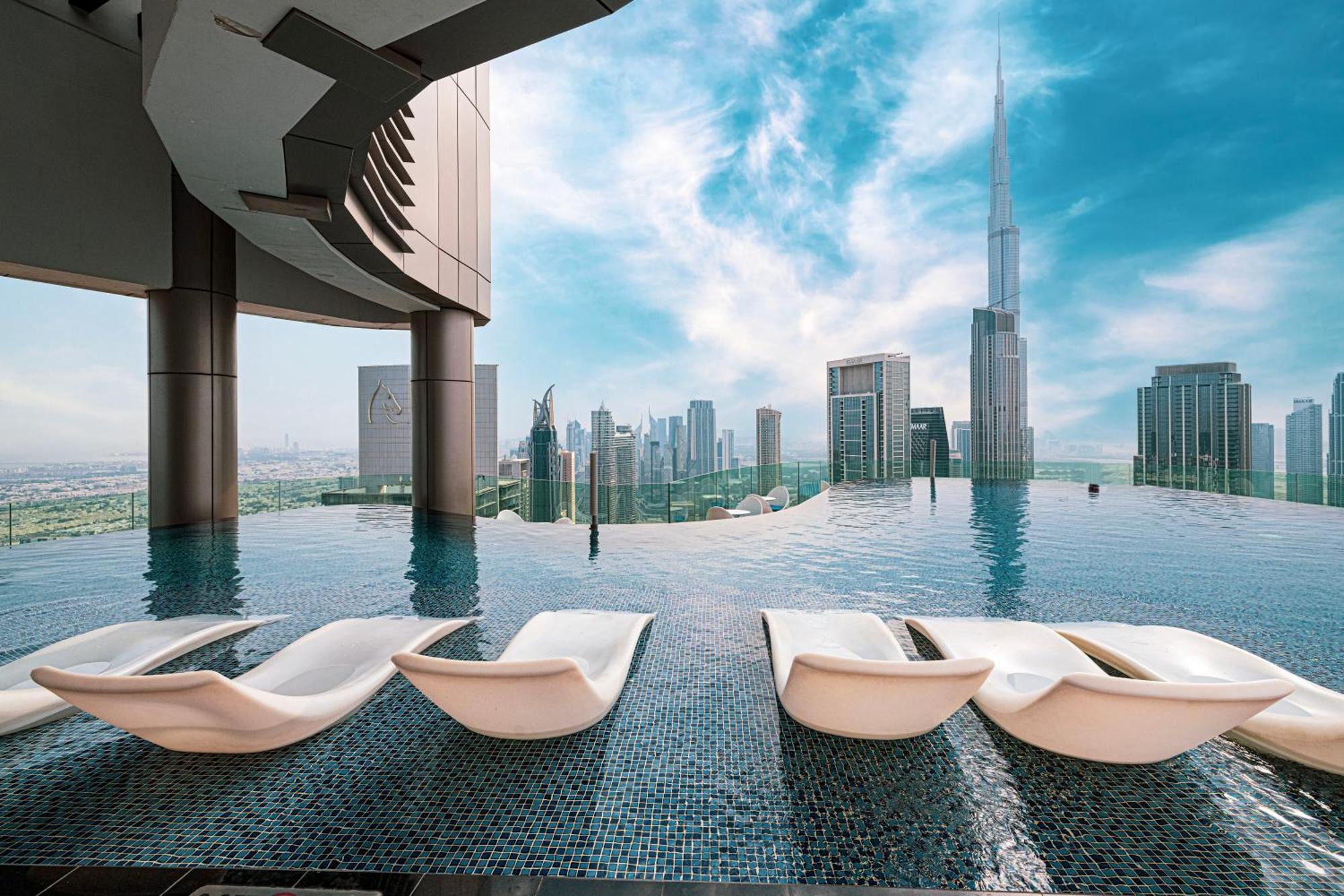 Paramount Midtown, Infinity Pool, Burj Skyline Views Appartamento