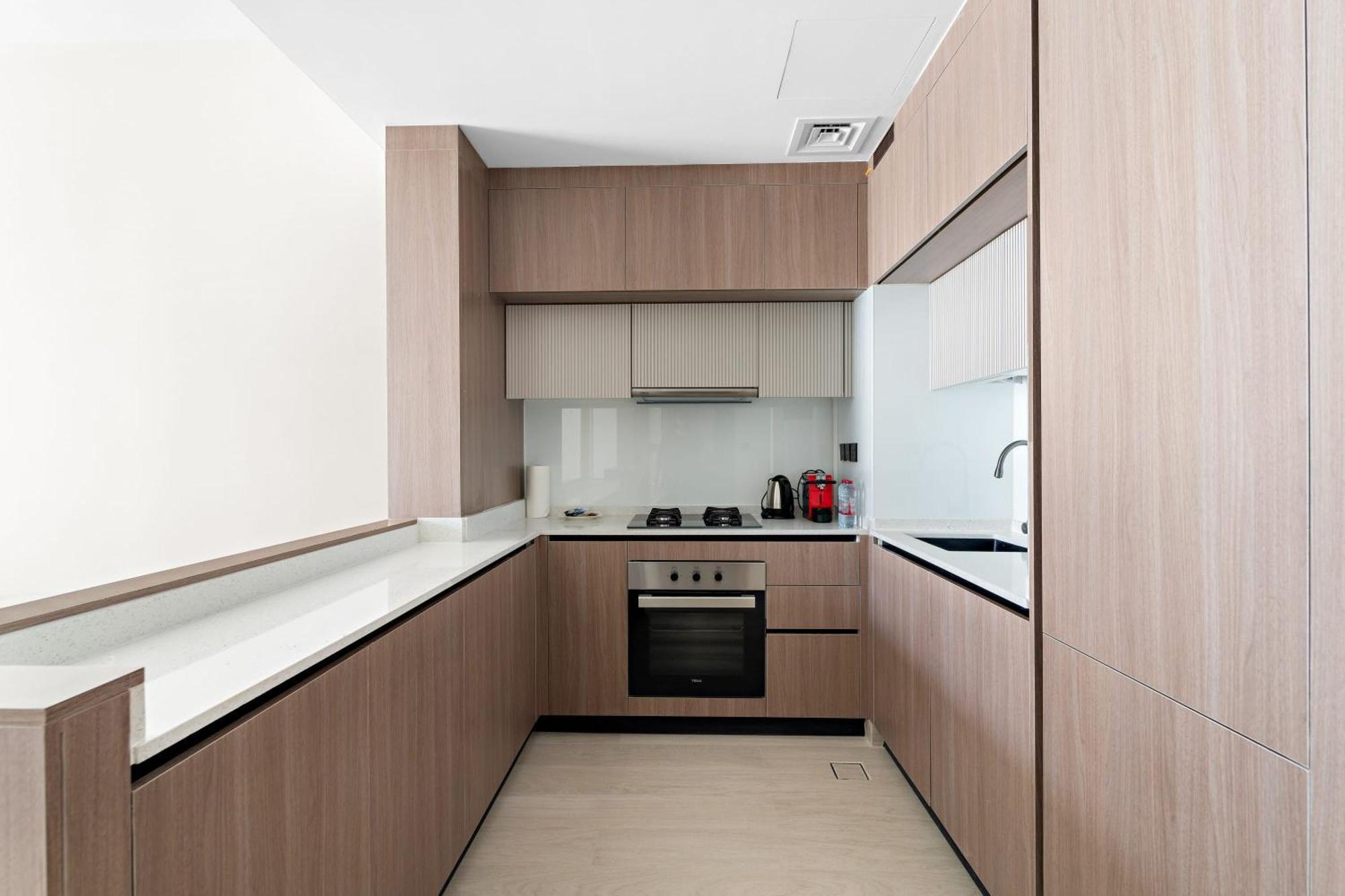 Appartement Luxurious 1 Bedroom Retreat With Pool Gym And Game