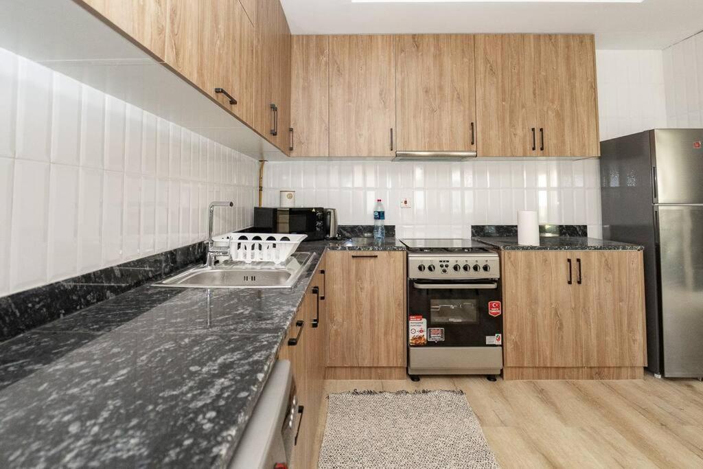 Discovery Gardens American Style 1br Close 2 Metro Appartement