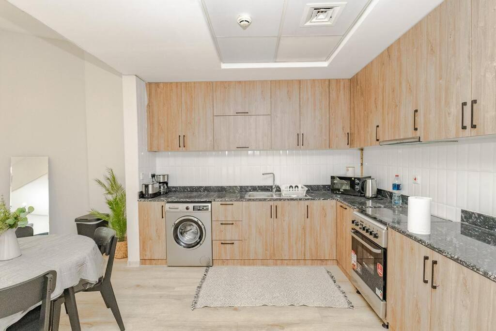 Appartement Discovery Gardens American Style 1br Close 2 Metro
