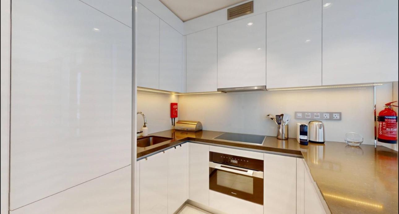 Lägenhet Residences 29 - Divine Beachfront One Bedroom Dubai