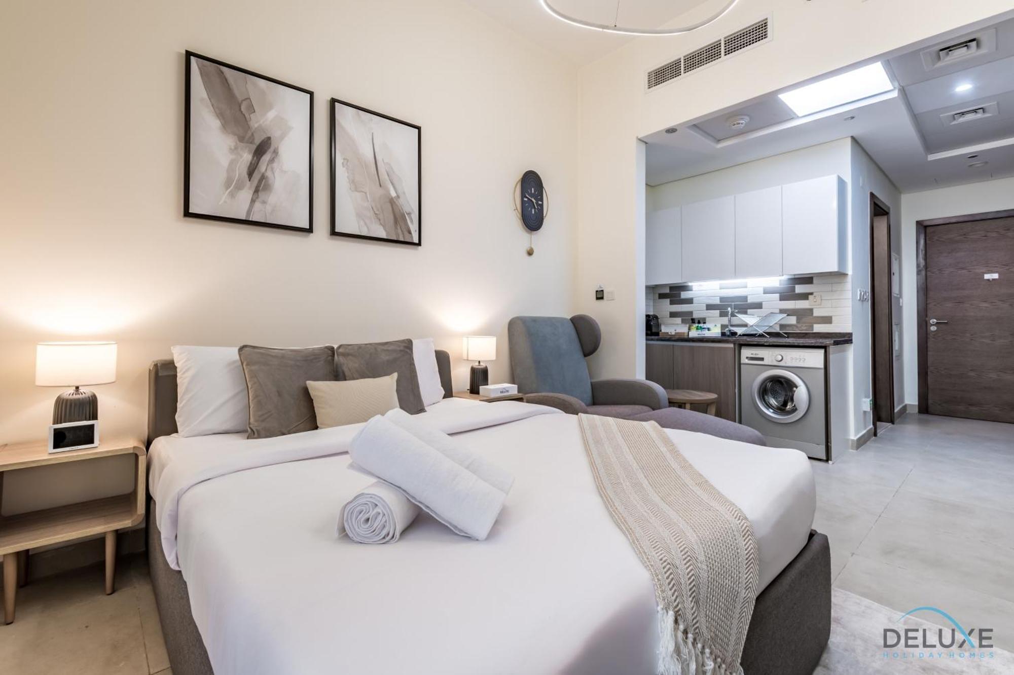 Stunning In Azizi Star , Jebel Ali By Deluxe Homes * Dubai