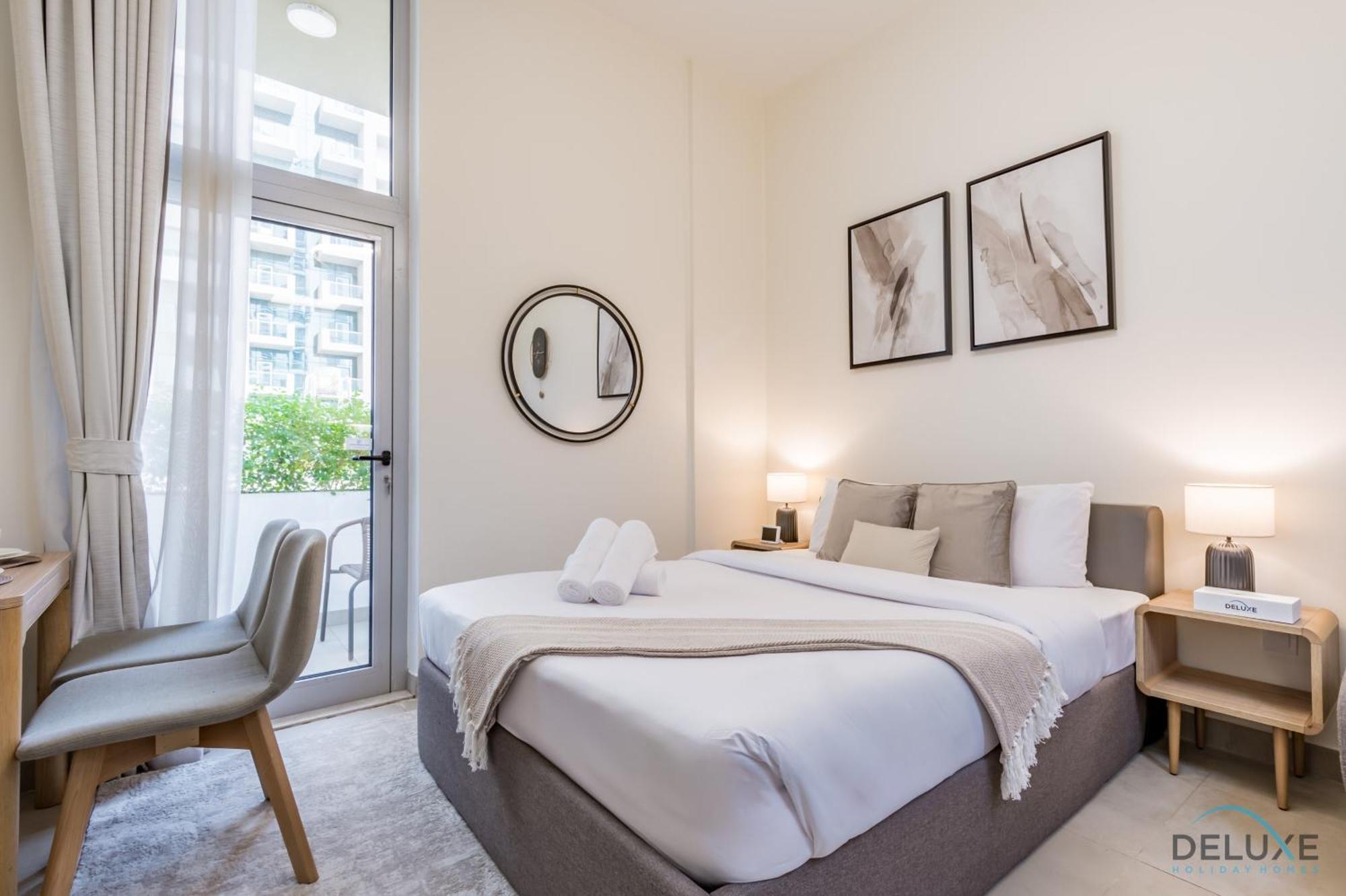 Stunning In Azizi Star , Jebel Ali By Deluxe Homes Apartment *