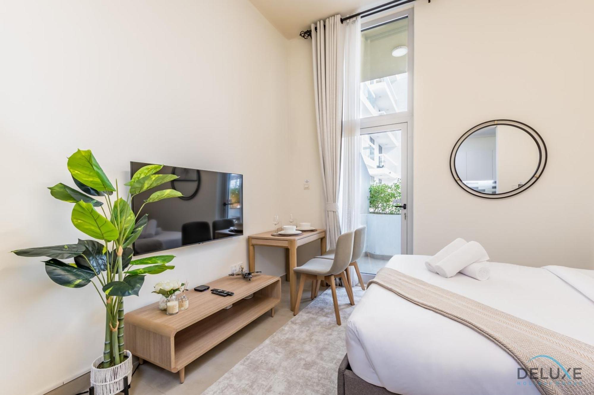 Stunning In Azizi Star , Jebel Ali By Deluxe Homes Dubai