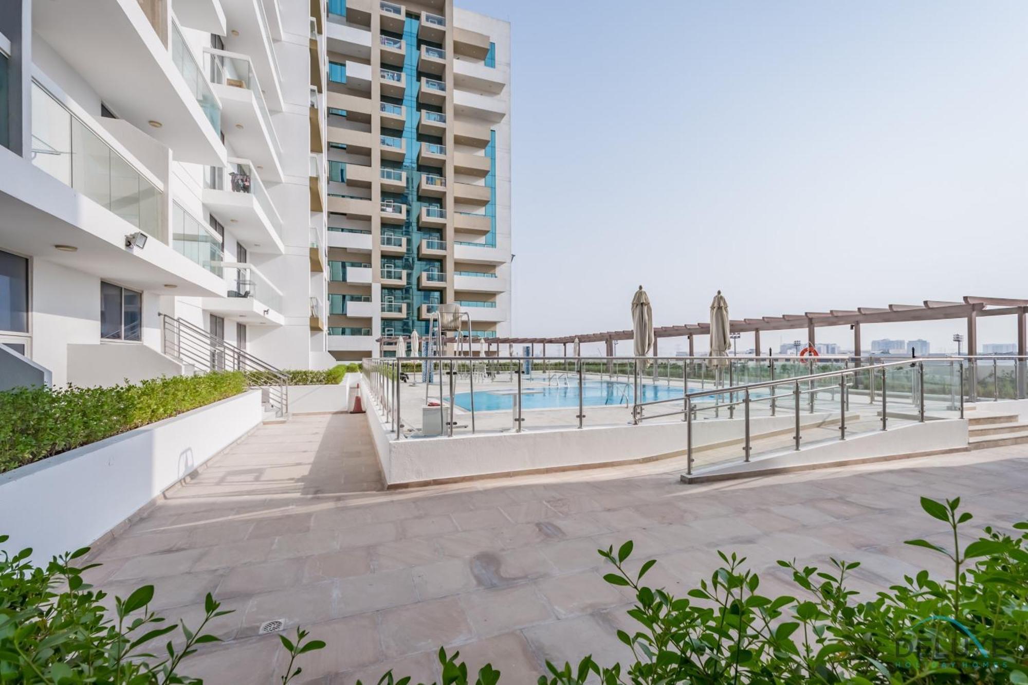 Stunning In Azizi Star , Jebel Ali By Deluxe Homes
