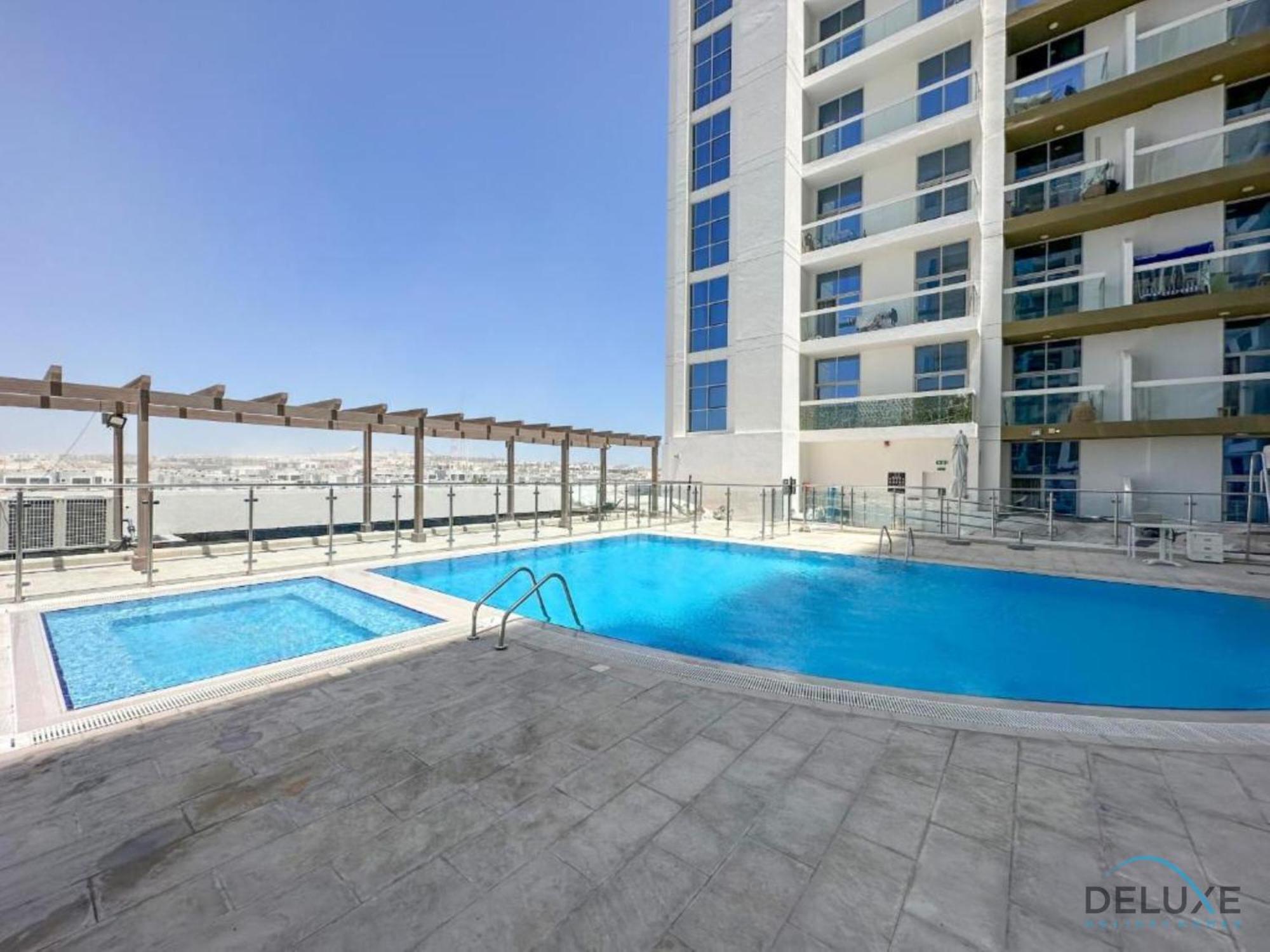 Apartment Stunning In Azizi Star , Jebel Ali By Deluxe Homes *