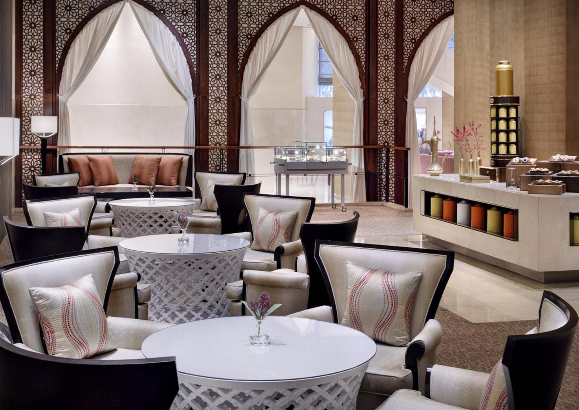 Apartahotel Emaar Residences Fashion Avenue, Formerly Address Mall