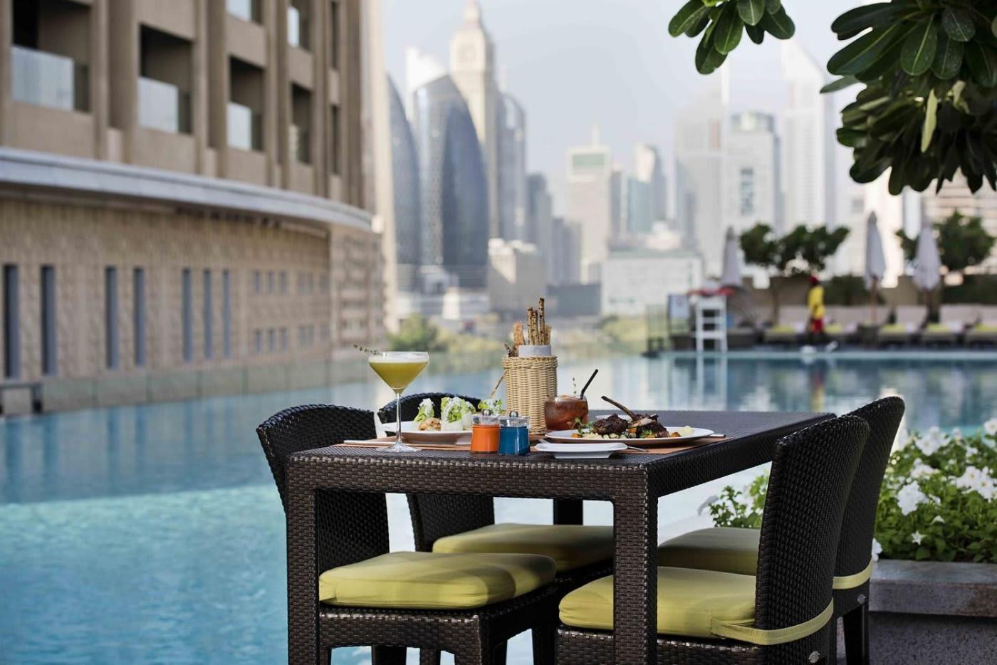 Emaar Residences Fashion Avenue, Formerly Address Mall Dubái