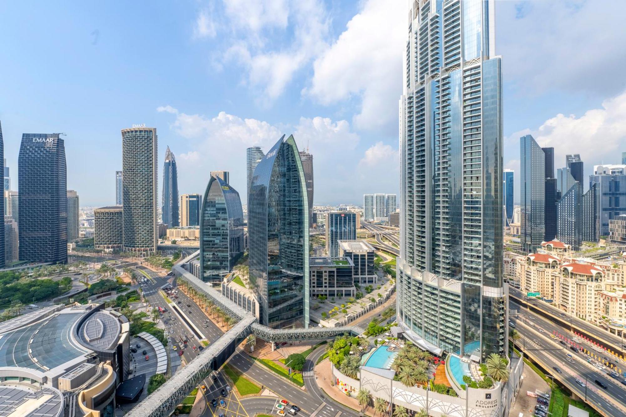 Emaar Residences Fashion Avenue, Formerly Address Mall * Dubái